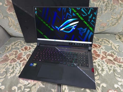 Asus rog strix - 17, se