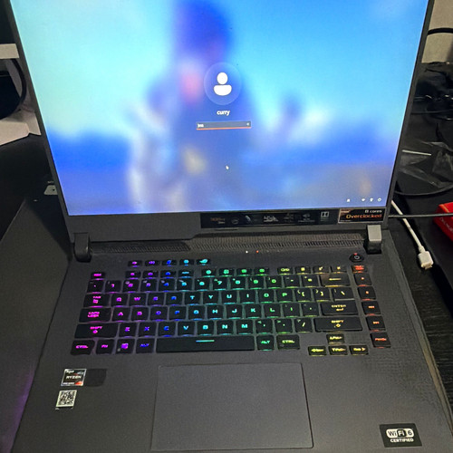 Asus rog strix g15 - rog,