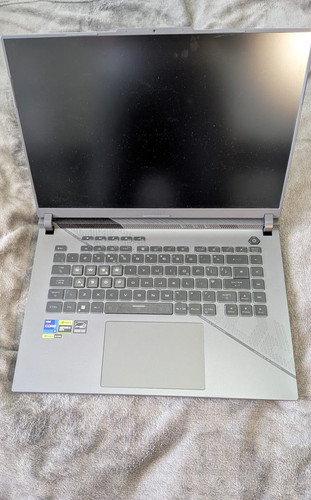 Asus rog strix g16 - strix,